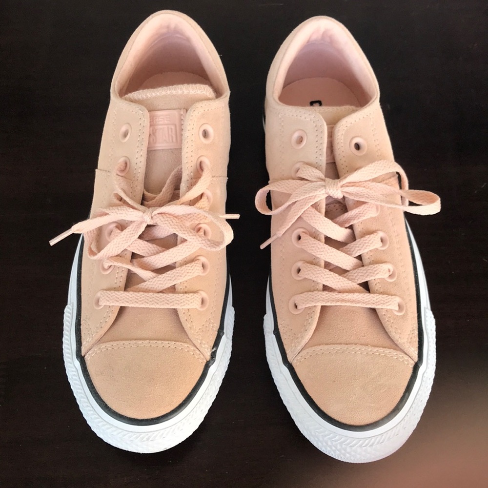 🖤NEW Converse Suede Light Pink Suede size 8